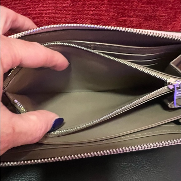 LOUIS VUITTON AUTHENTIC PINK PEBBLED LEATHER LONG ZIPPY WALLET. EUC. - Picture 9 of 12